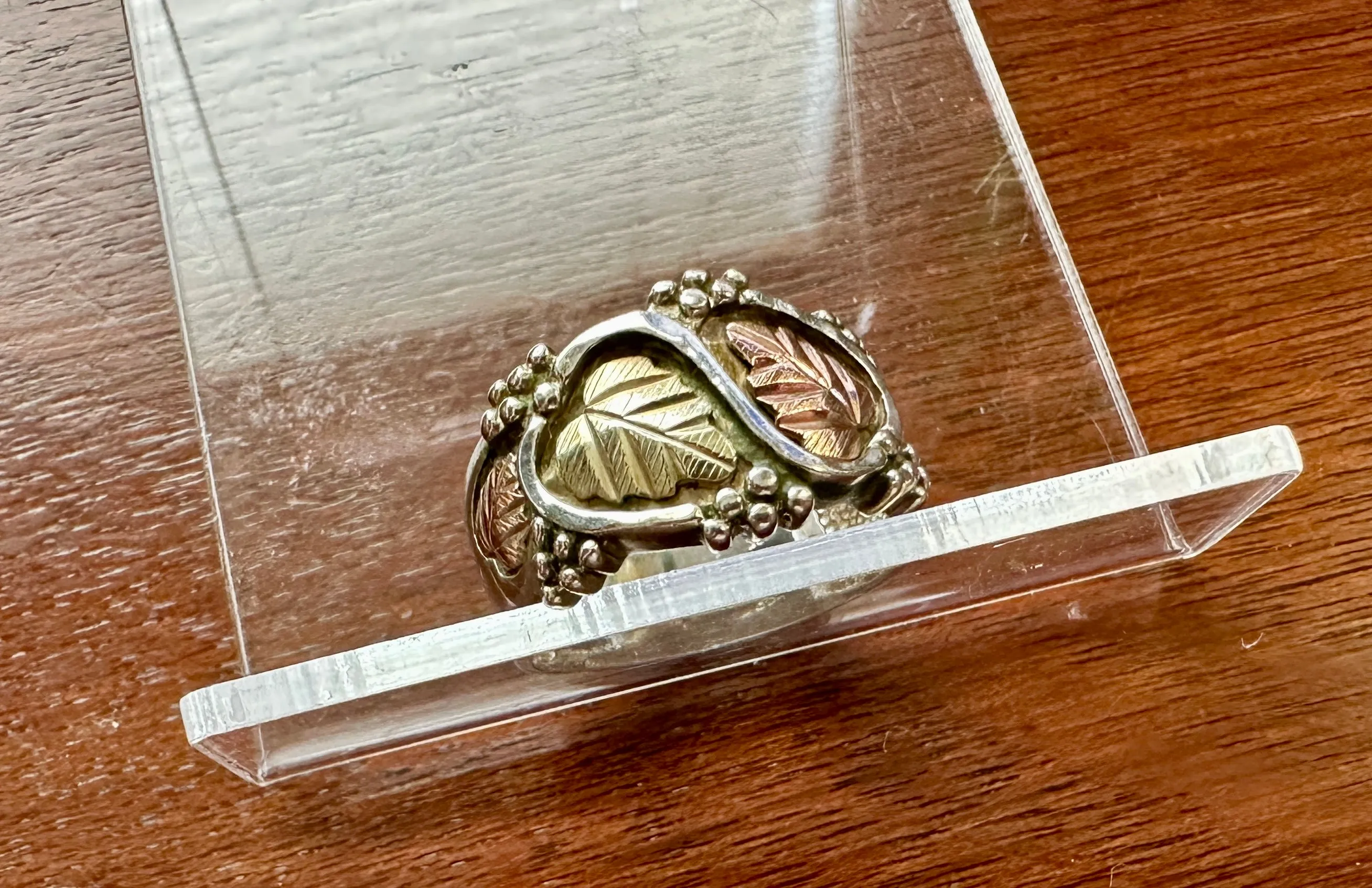 Black Hills Gold Sterling Silver 925 12k Band Ring Sz 6.5 - 6.75 Leaf Leaves