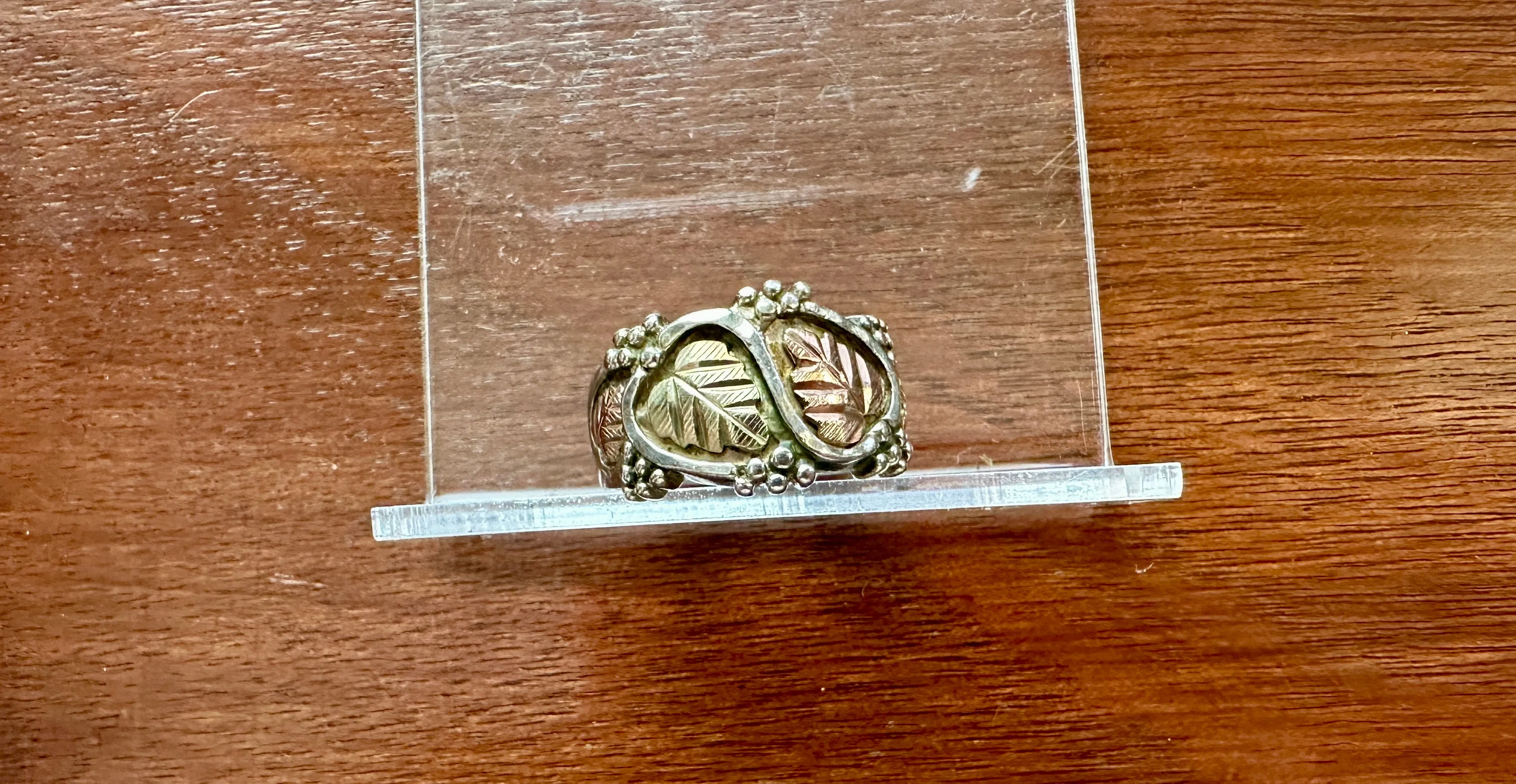 Black Hills Gold Sterling Silver 925 12k Band Ring Sz 6.5 - 6.75 Leaf Leaves